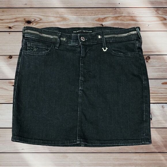 Joan Smalls True Religion Black Denim Mini - Picture 8 of 11